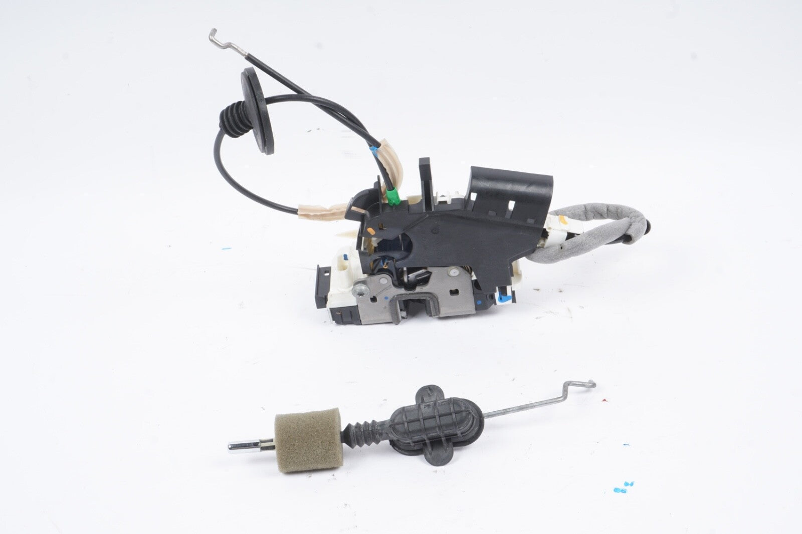 10-17 Mercedes W207 E550 E350 Front Left Side Door Lock Latch Actuator OEM
