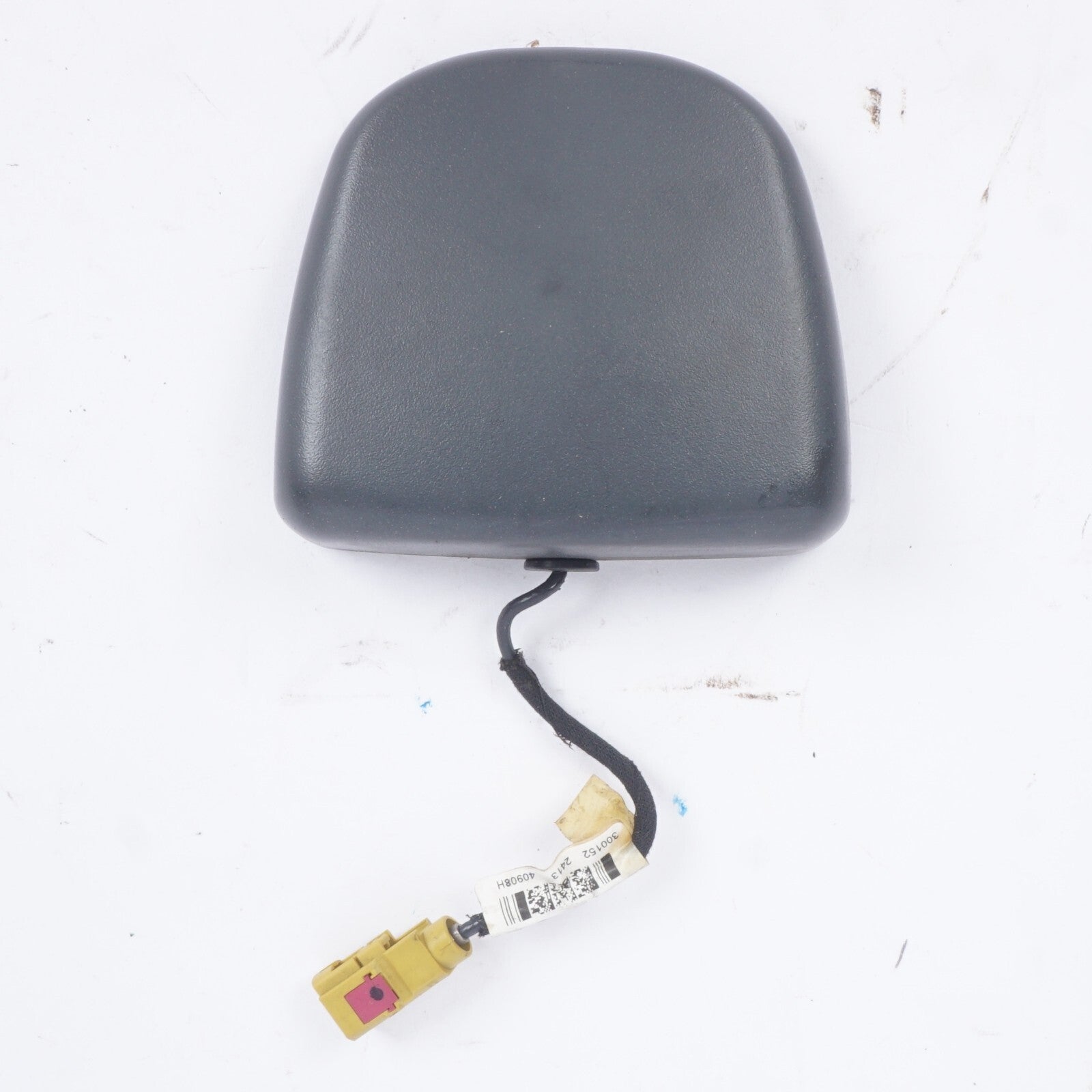 2012 - 2019 Fiat 500 Radio Antenna Base 68085981AA OEM