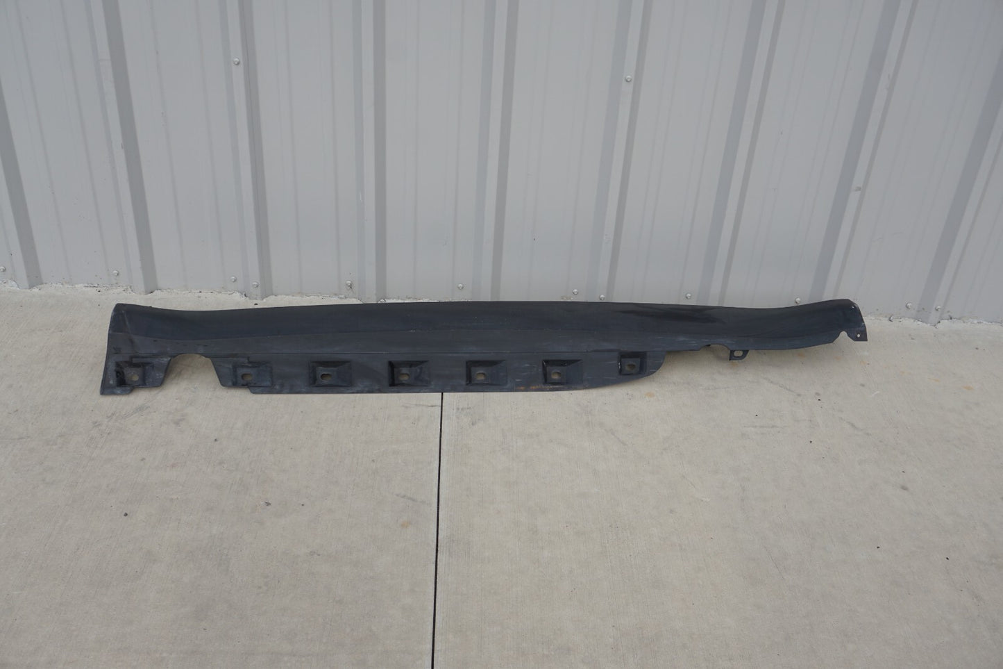 11 - 16 Mini Cooper Countryman Left Driver Side Rocker Panel Skirt Molding  OEM