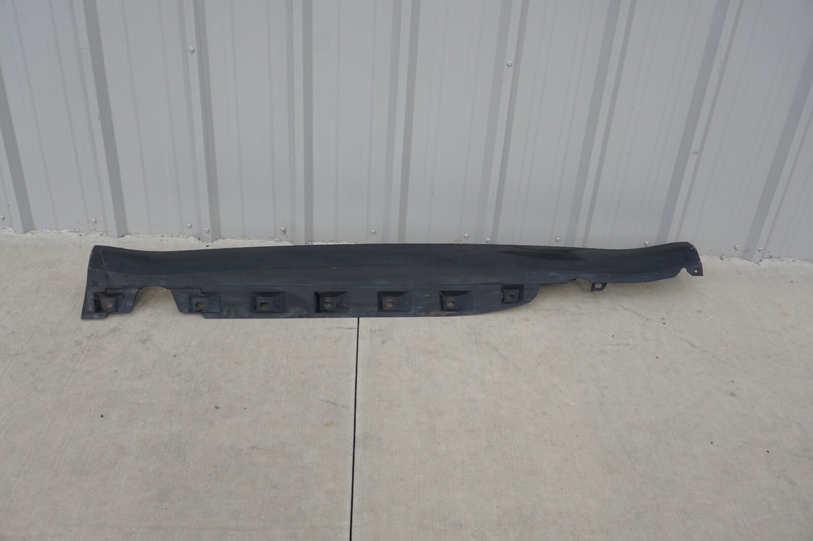 11 - 16 Mini Cooper Countryman Left Driver Side Rocker Panel Skirt Molding  OEM