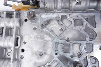 2011 - 2020 MERCEDES R230 CLS550 SL550 TRANSMISSION VALVE BODY OEM