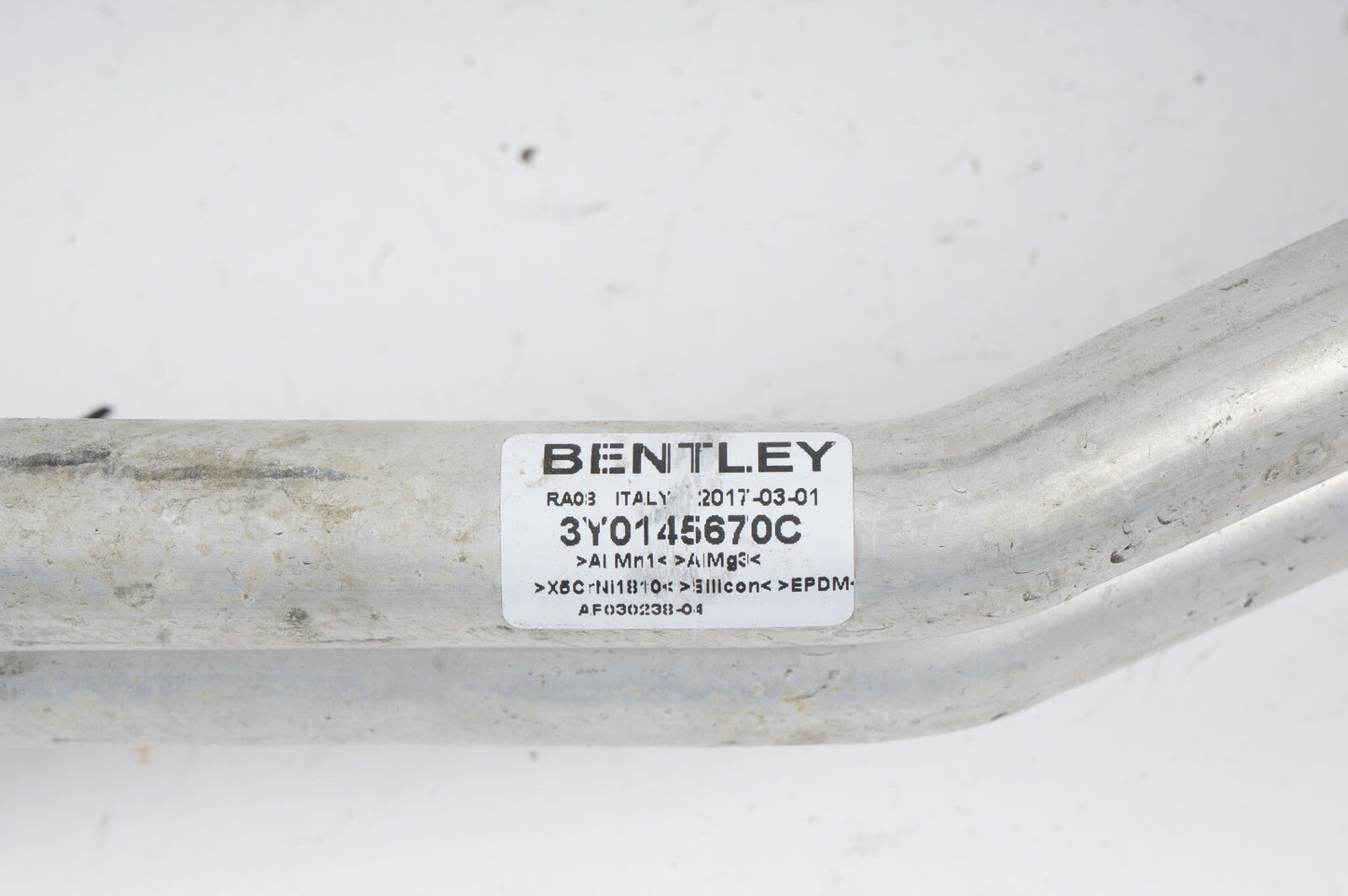 2010 - 2020 Bentley Mulsanne Engine Motor Coolant Hose Pipe Line