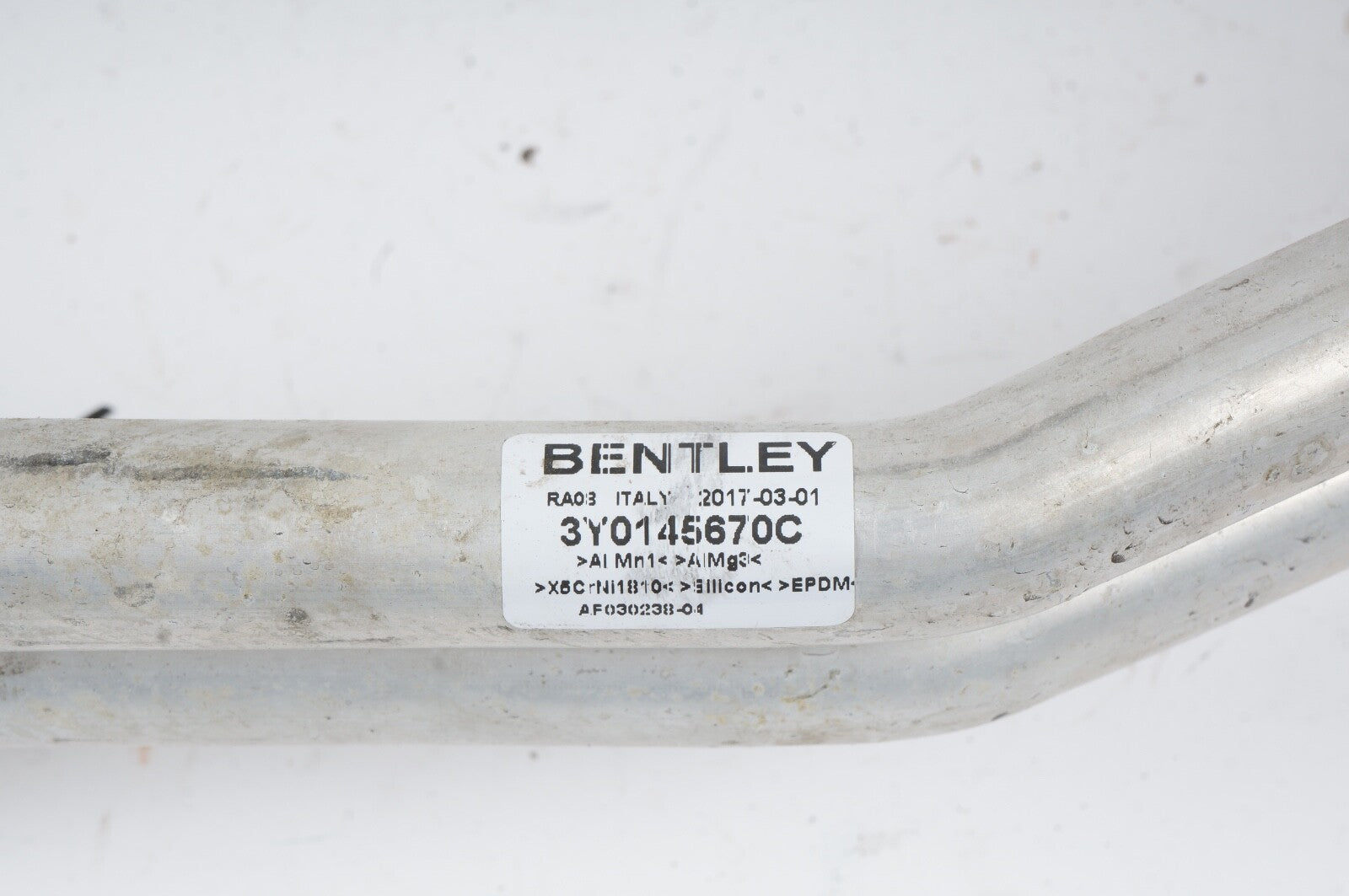 2010 - 2020 Bentley Mulsanne Engine Motor Coolant Hose Pipe Line