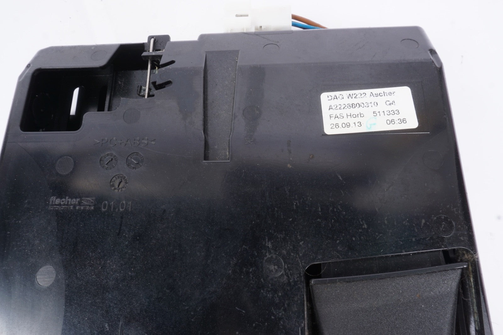 2014-2017 MERCEDES S550 W222 DASH CENTER STORAGE COMPARTMENT TRAY OEM 2226800310