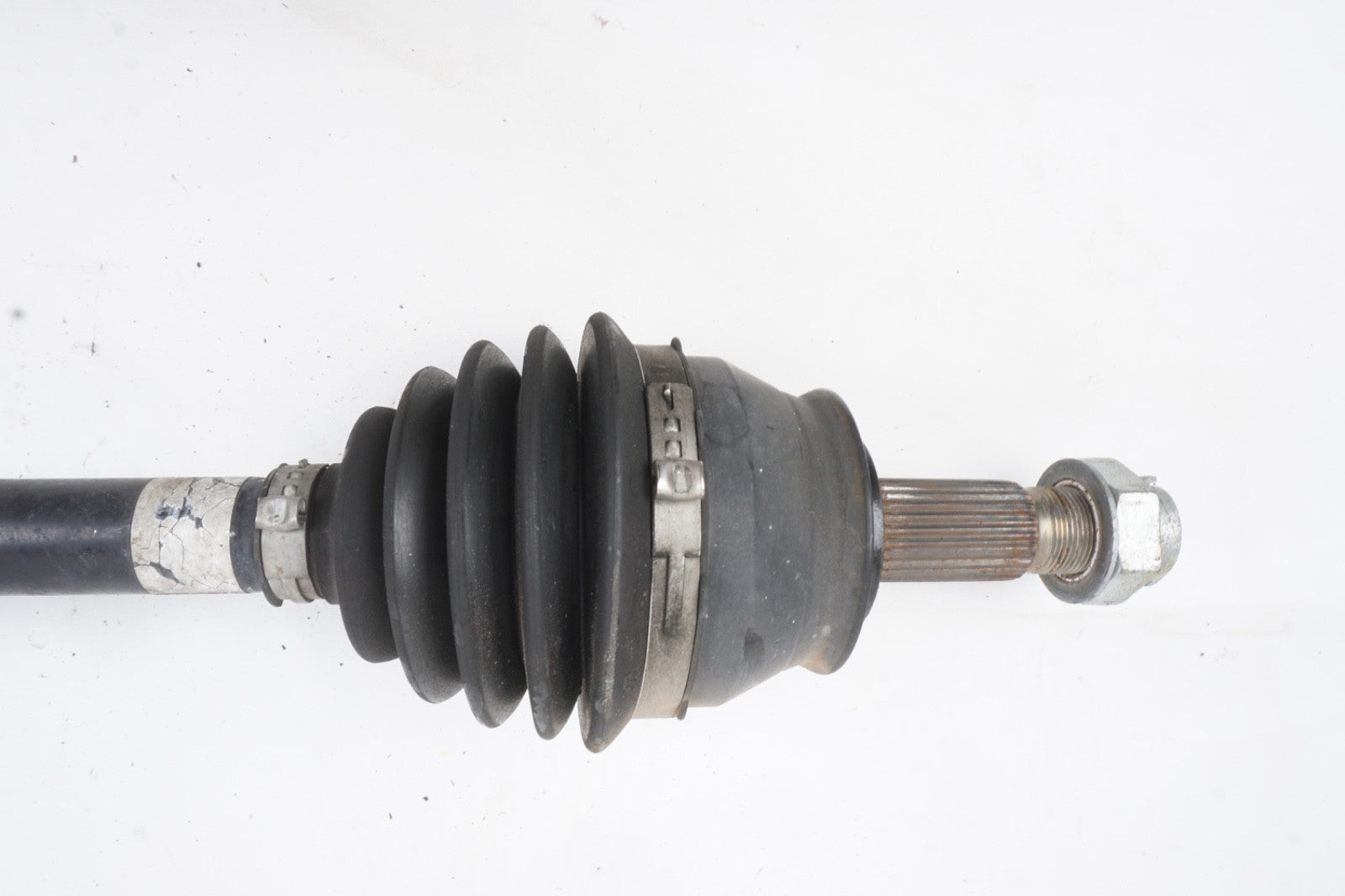 2014 - 2017 Fiat 500L Front Left Driver Side Axle Shaft OEM 30k
