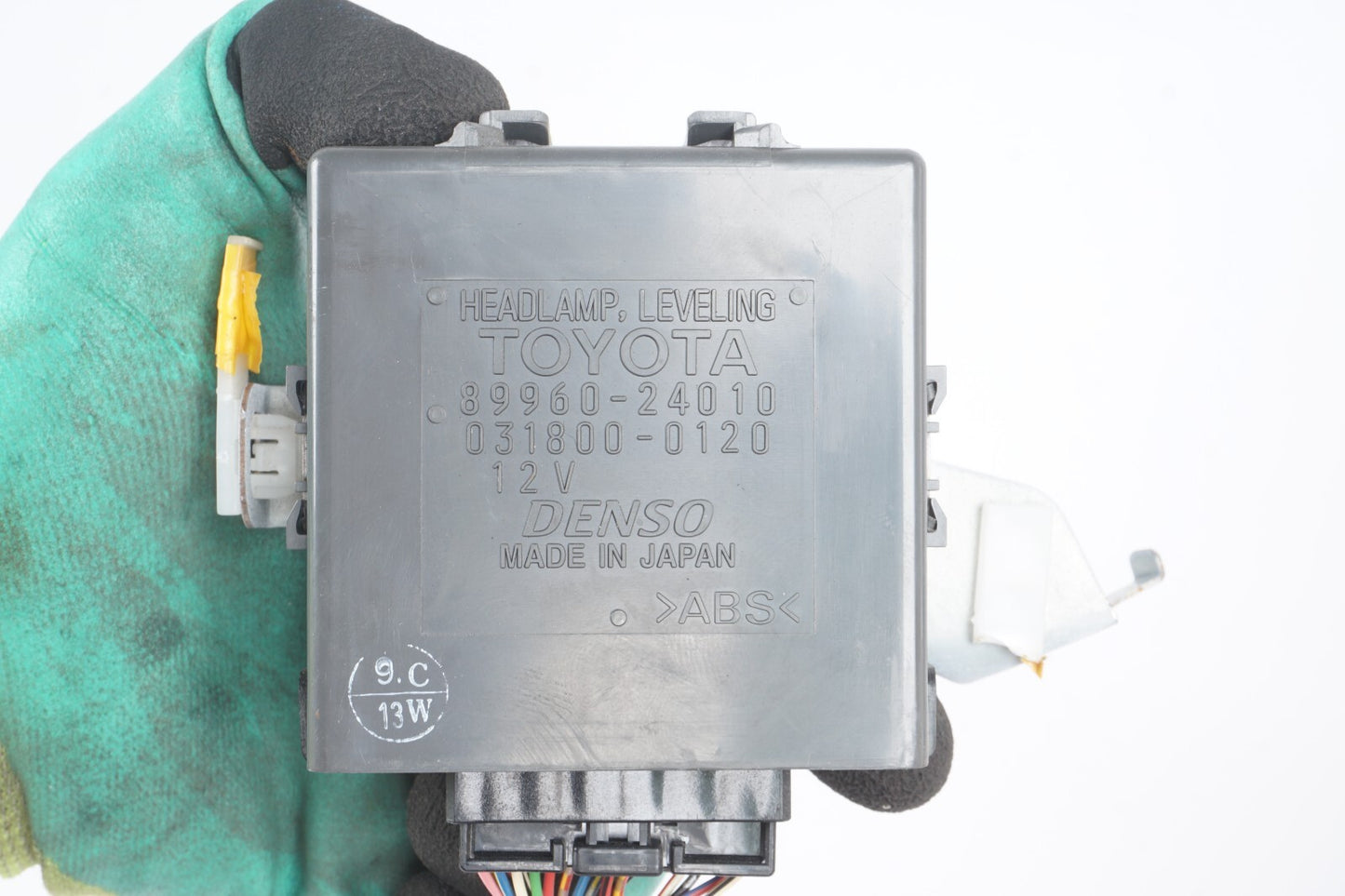 2002-2010 Lexus SC430 Headlight Control Module 89960-24010 OEM