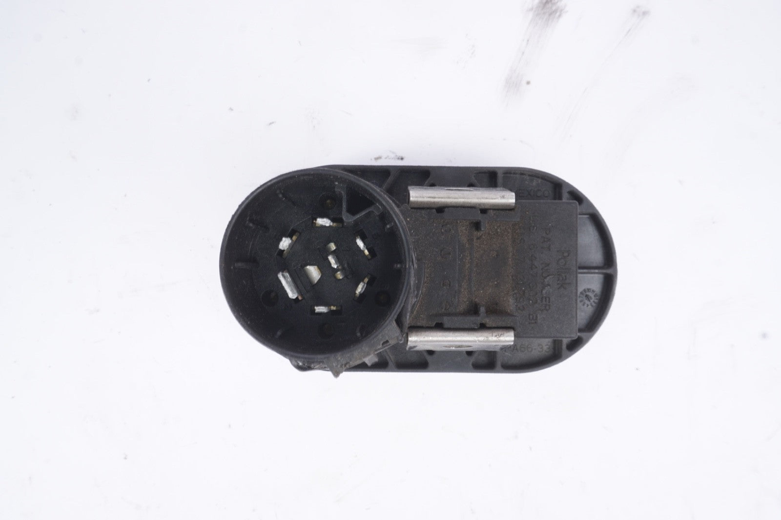 2016 - 2019 NISSAN TITAN TRUCK HITCH CONNECTOR TOW PLUG 7331792