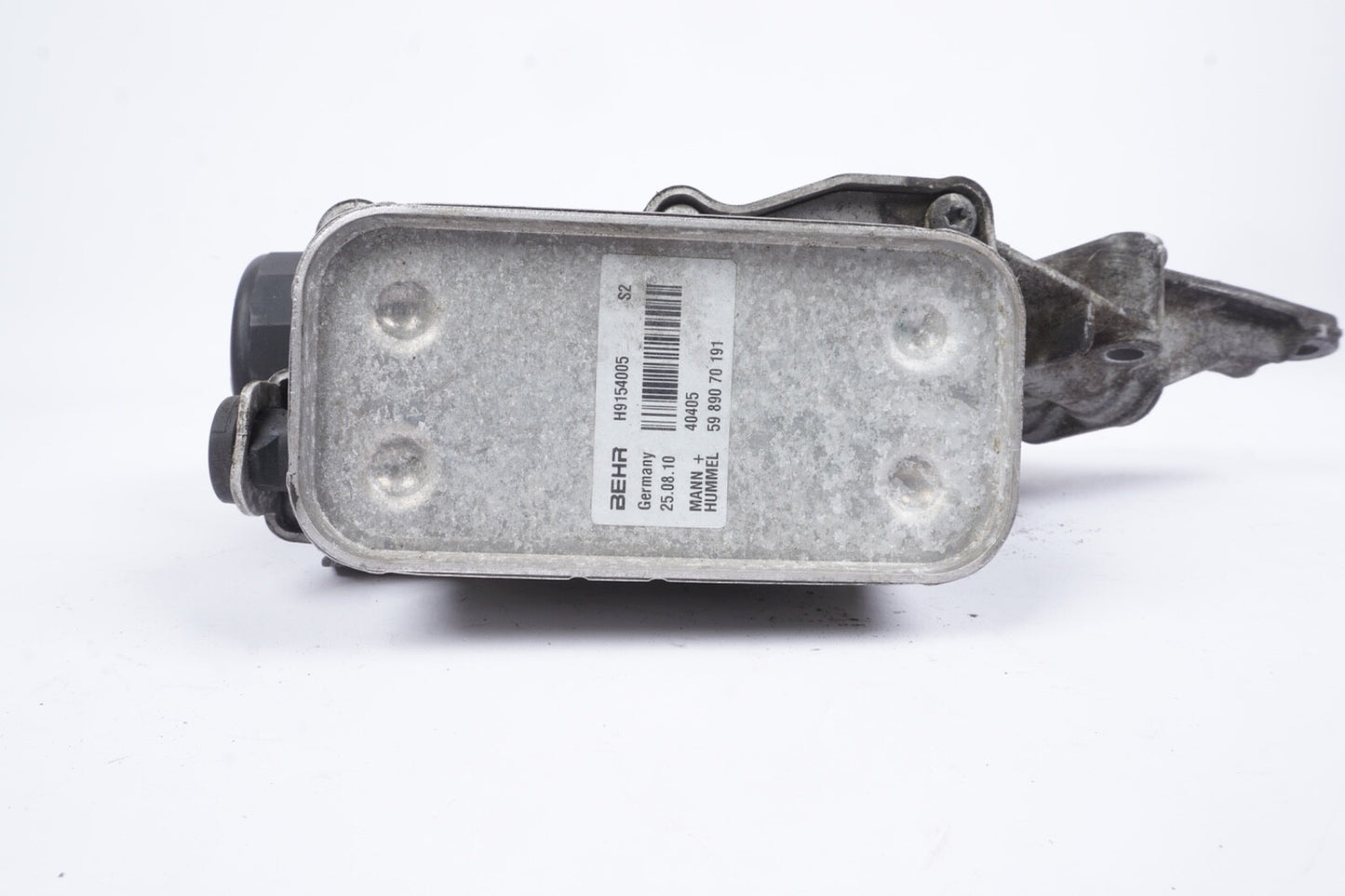 Mercedes W164 X164 W204 C300 CLK350 S550 GL450 E350 Oil Filter Cooler Housing