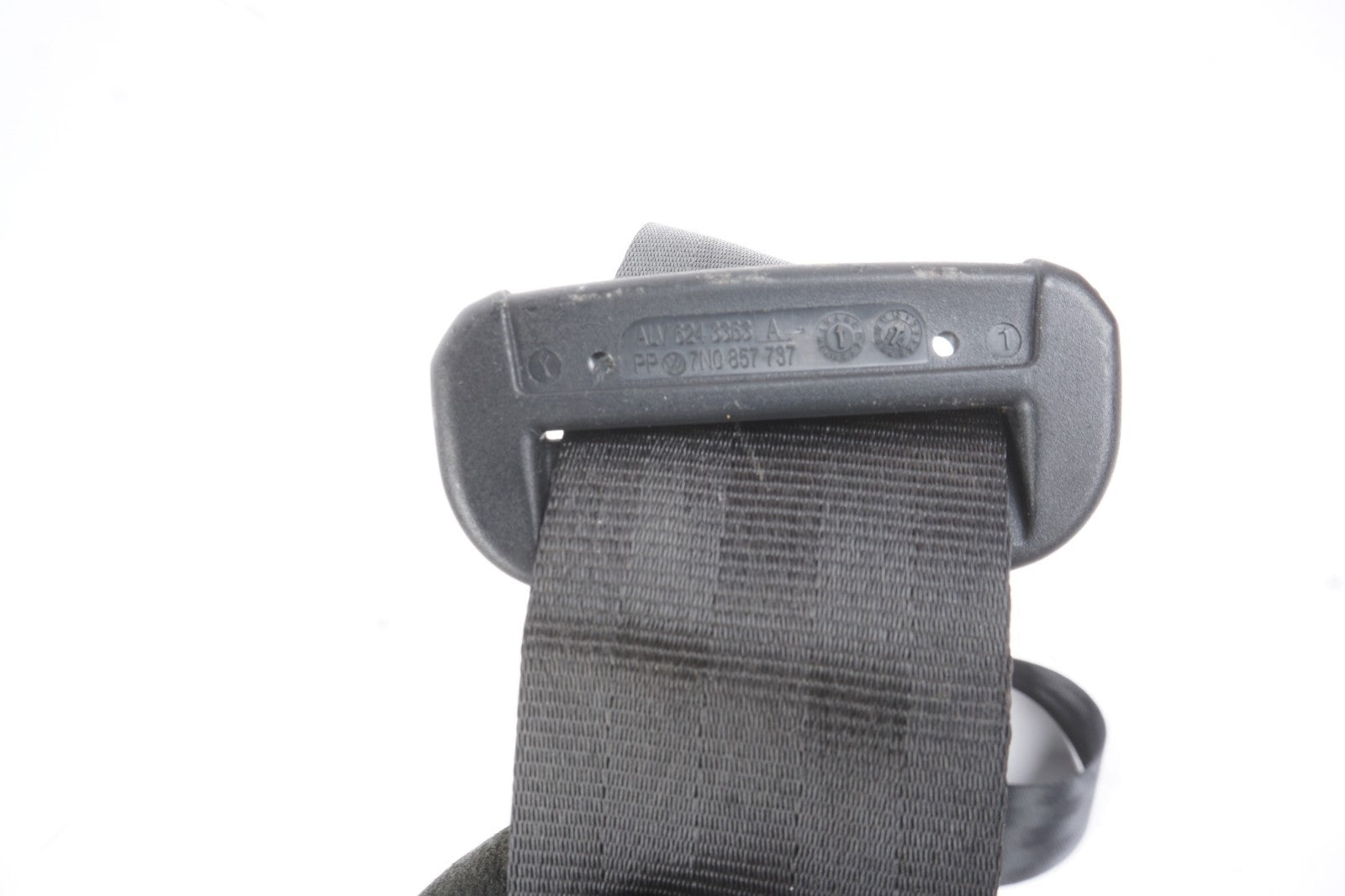 2012-2015 Volkswagen Passat Rear Seat Belt Retractor Right Passenger Side OEM