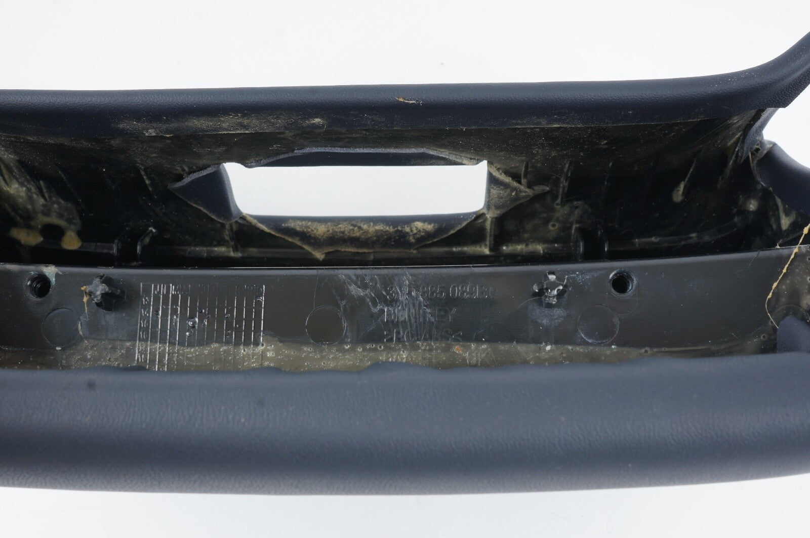 2010 - 2020 Bentley Mulsanne Rear Cover Panel Trim