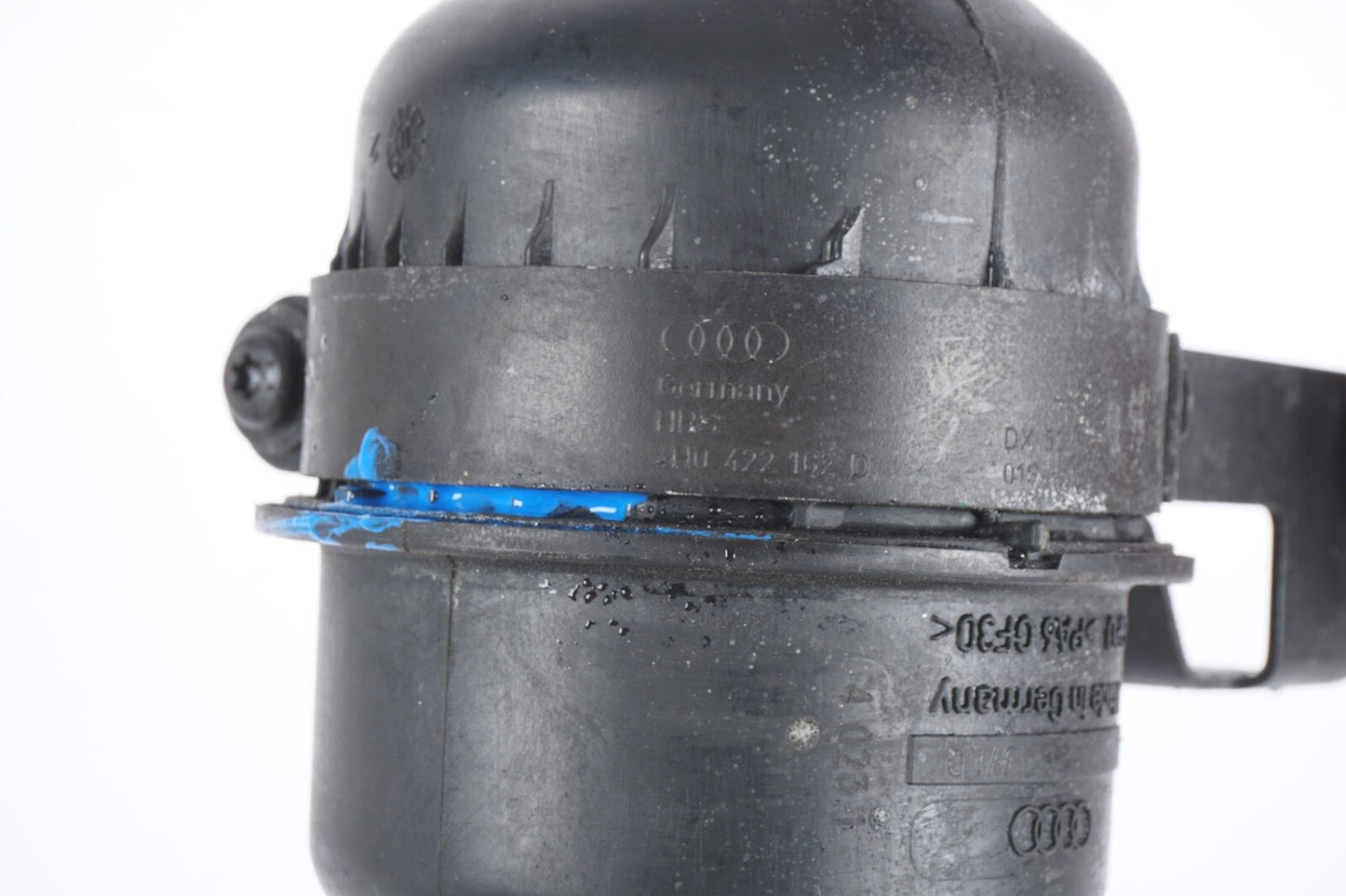2011 - 2014 AUDI A8 POWER STEERING PUMP RESERVOIR TANK BOTTLE W/ BRACKET OEM
