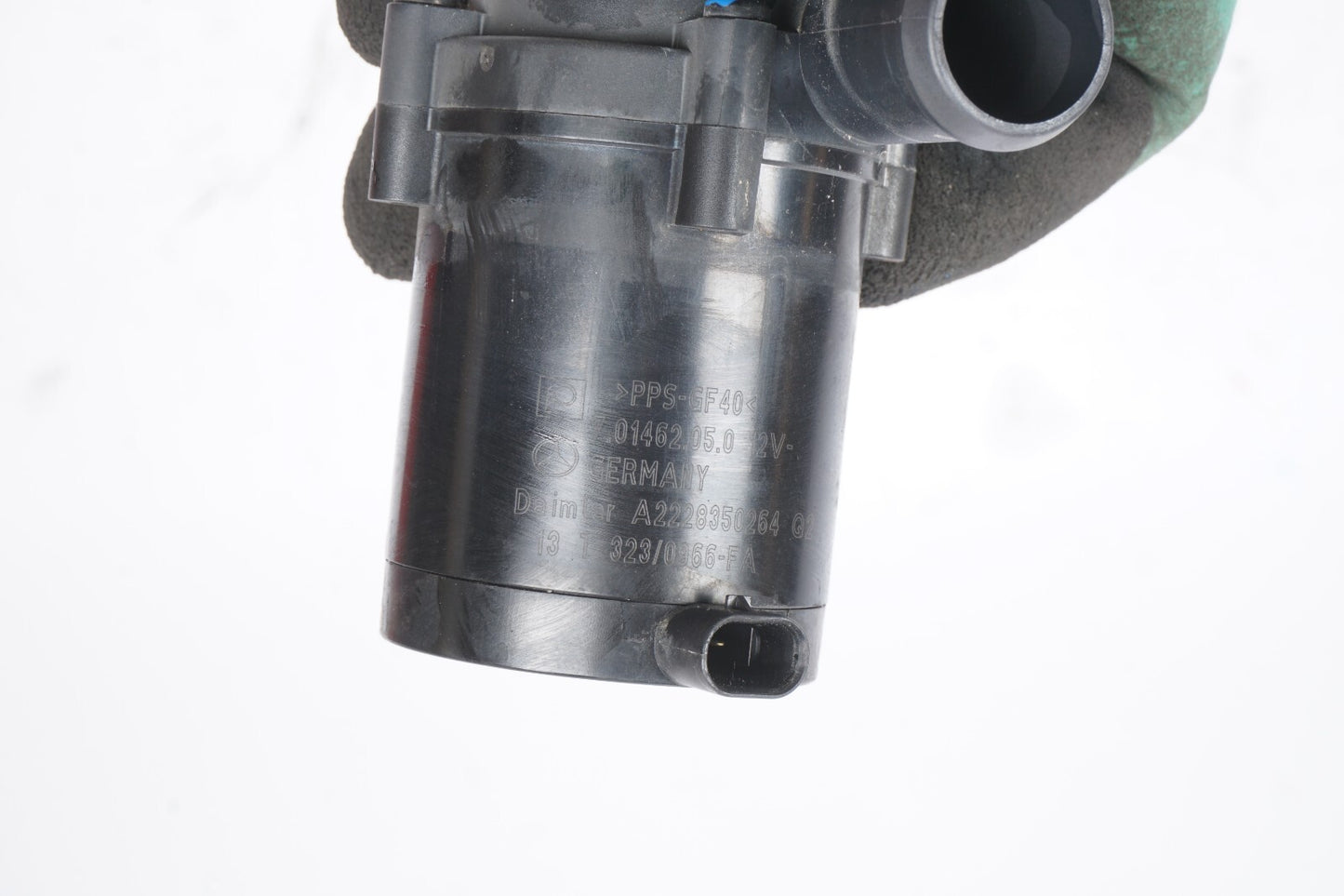 14-17 Mercedes S550 W222 Circulation Pump A2228350264 OEM