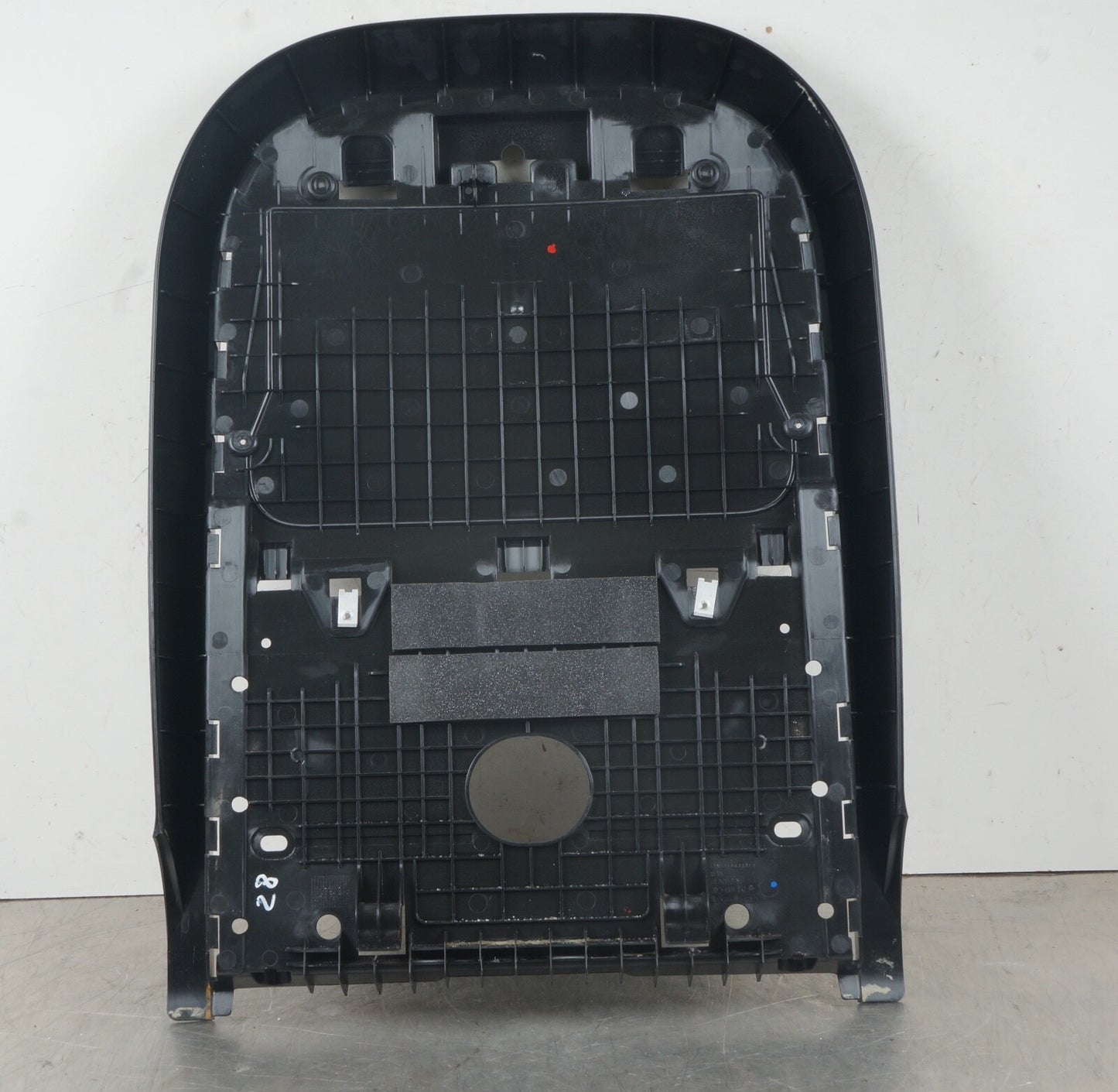 11-20 BENTLEY MULSANNE FRONT LEFT SEAT BACK COVER PANEL