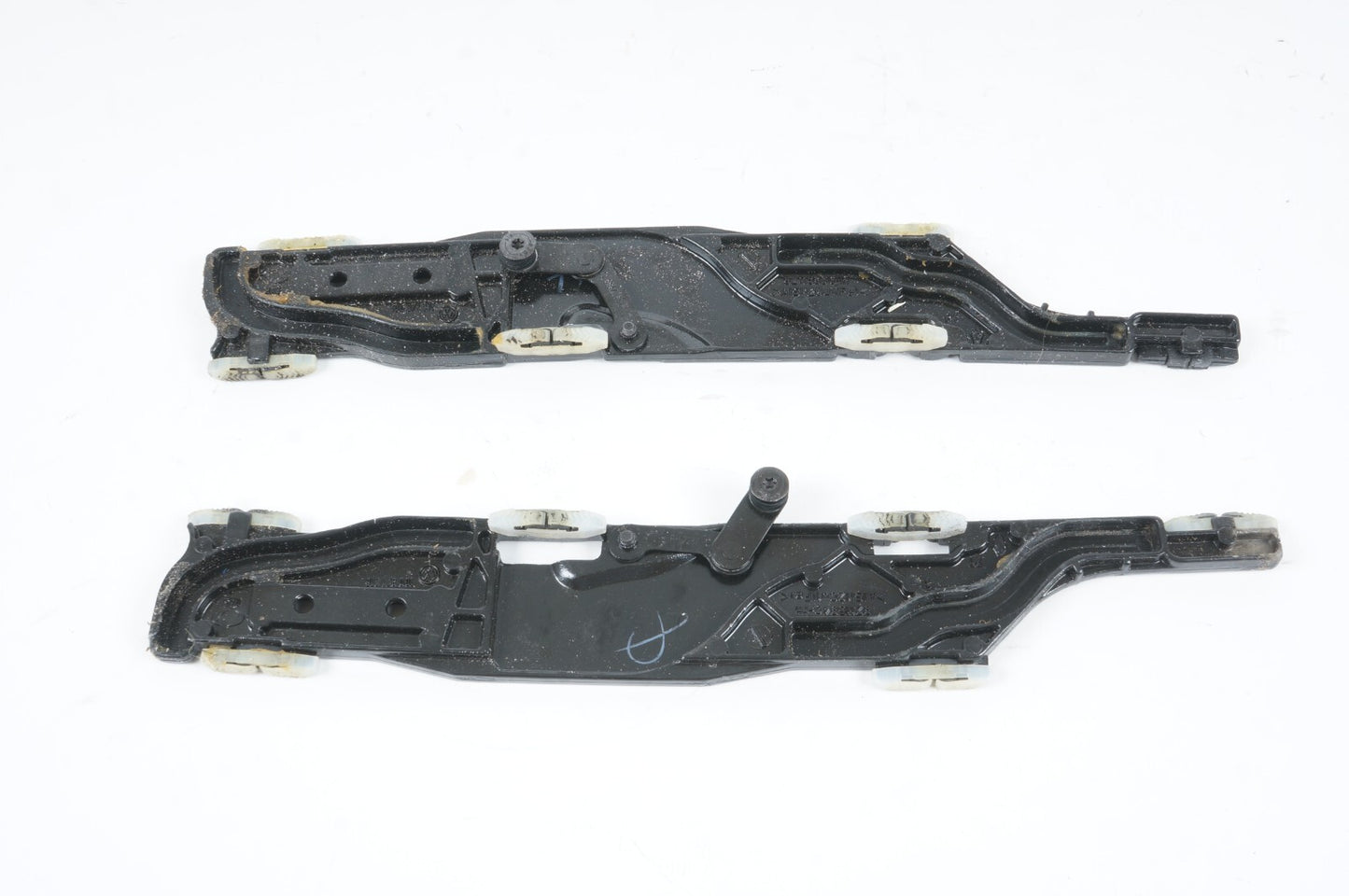 2012 - 2016 VOLKSWAGEN EOS ROOF SUNROOF MECHANIS LIFT FOLD RAIL GUIDE LH&RH OEM