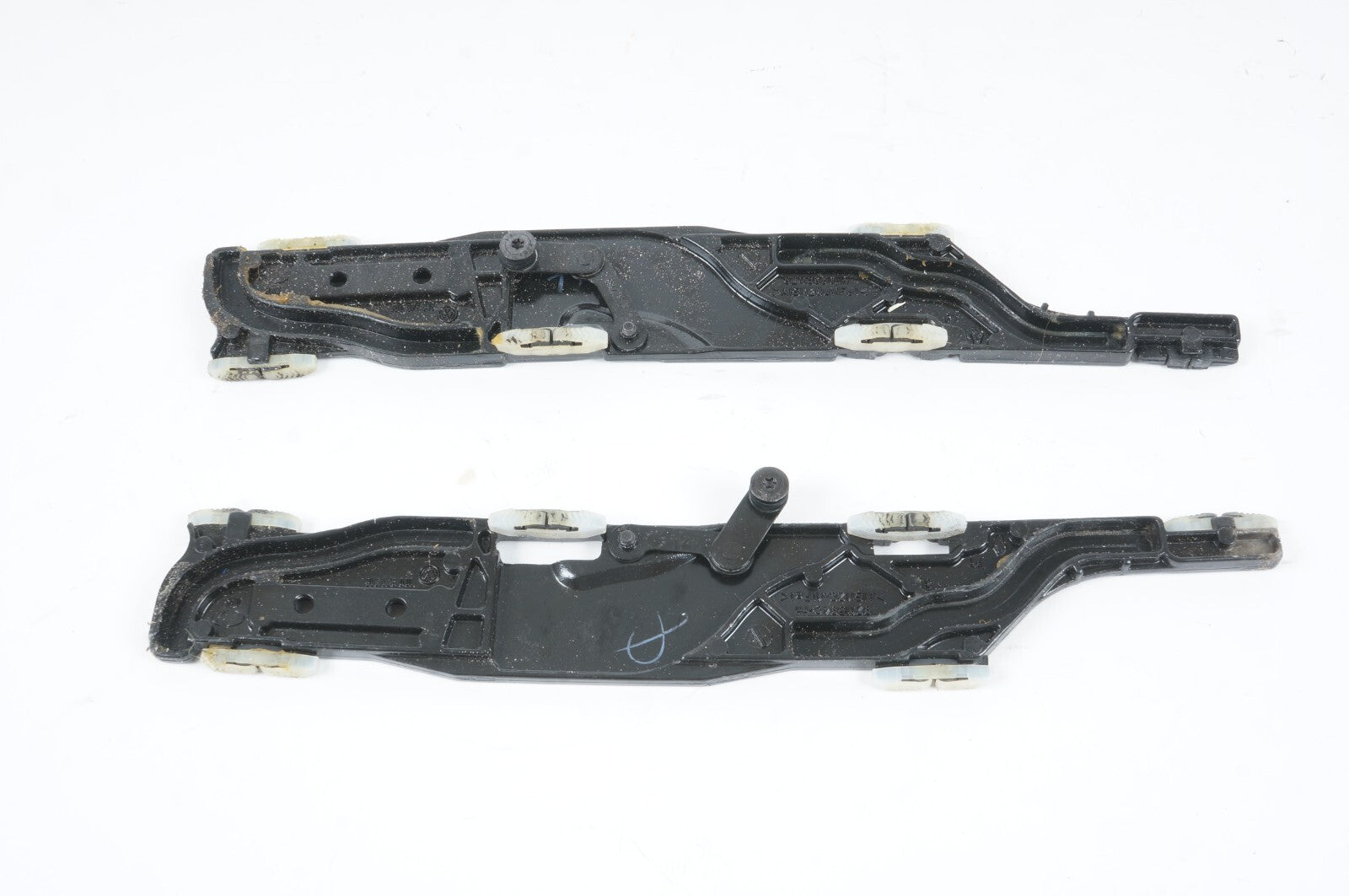 2012 - 2016 VOLKSWAGEN EOS ROOF SUNROOF MECHANIS LIFT FOLD RAIL GUIDE LH&RH OEM