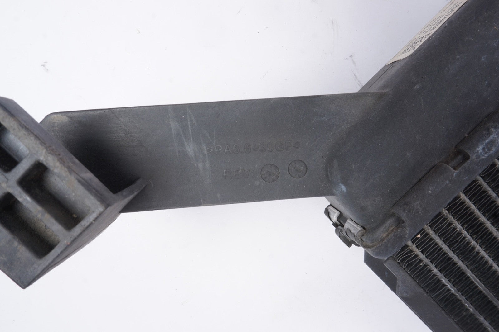 2014 - 2024 MASERATI GHIBLI M157 WATER COOLANT RADIATOR HEAT EXCHANGER OEM