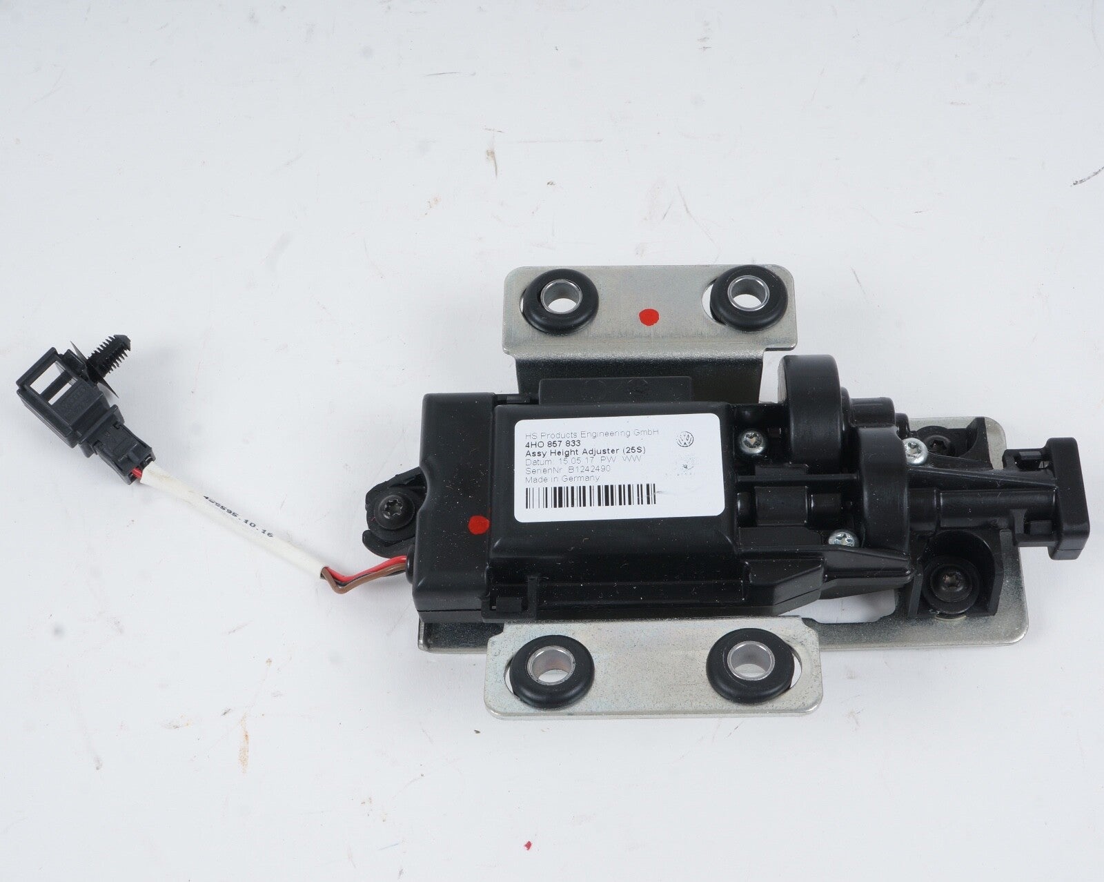 2011 - 2018 AUDI A8 L REAR RIGHT SEAT BELT HEIGHT ADJUSTER MOTOR OEM 4H0857833