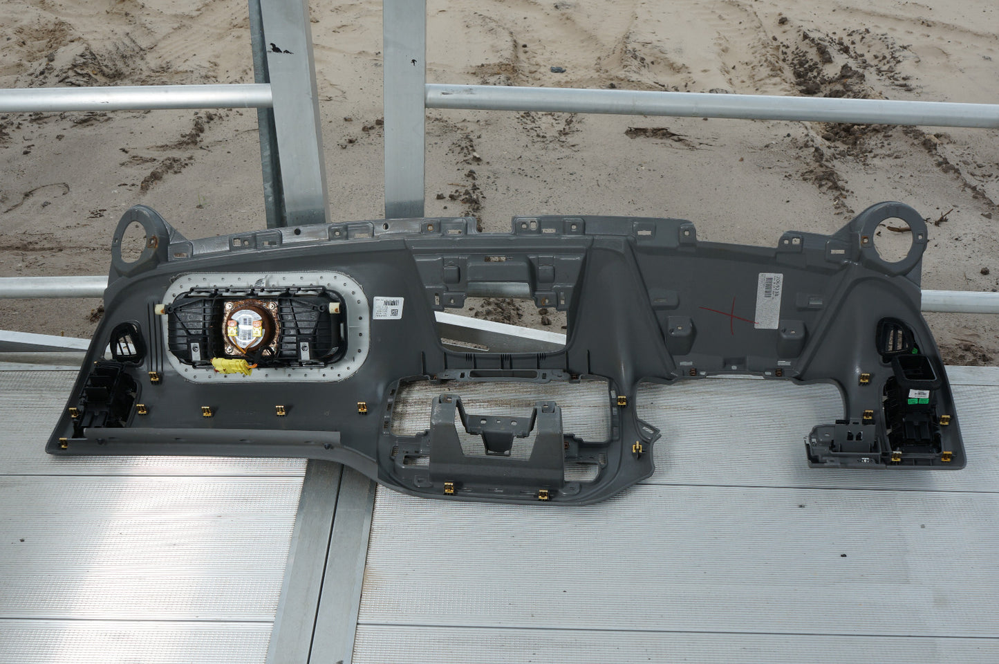 2015-2018 CHEVY COLORADO DASH DASHBOARD PANEL  OEM