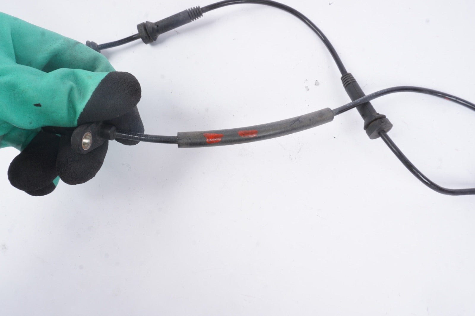 2012 - 2017 2012 Fiat 500 REAR ABS SPEED SENSOR LEFT OEM