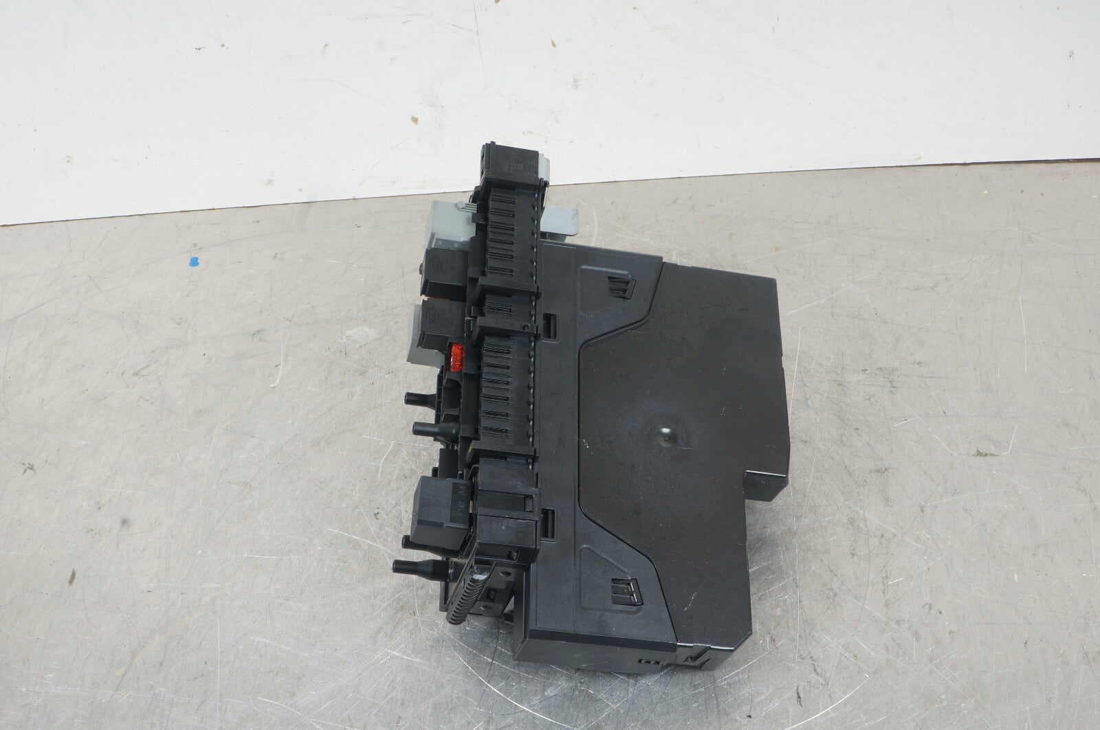 08-11 Mercedes W204 C300 C250 Rear SAM Module Relay Fuse Box Assembly OEM