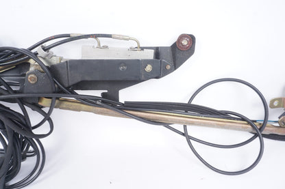 03-08 Mercedes SL500 R230 Convertible Roof Lock & Hydraulic Cylinder OEM