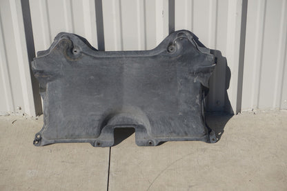 08-14 Mercedes W204 C250 C300 Engine Cover Splash Shield Guard 2045242430 OEM