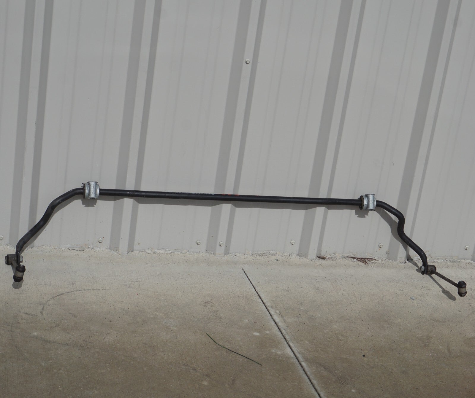 10-17 Mercedes W207 E350 E550 RWD Rear Anti Roll Sway Bar Stabilizer OEM