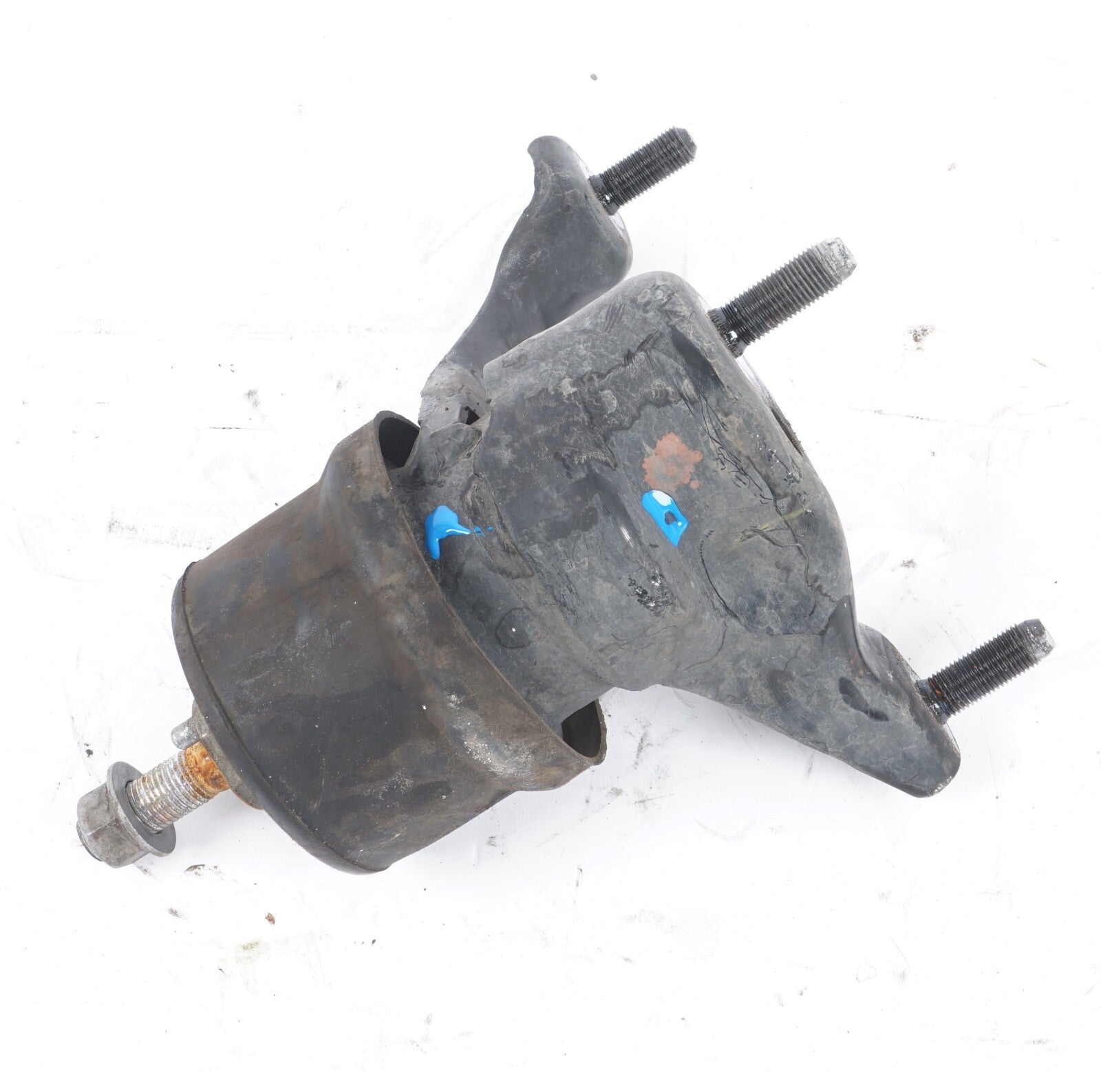 2014 - 2016 Toyota Highlander 3.5l Engine Mount Bracket Support OEM