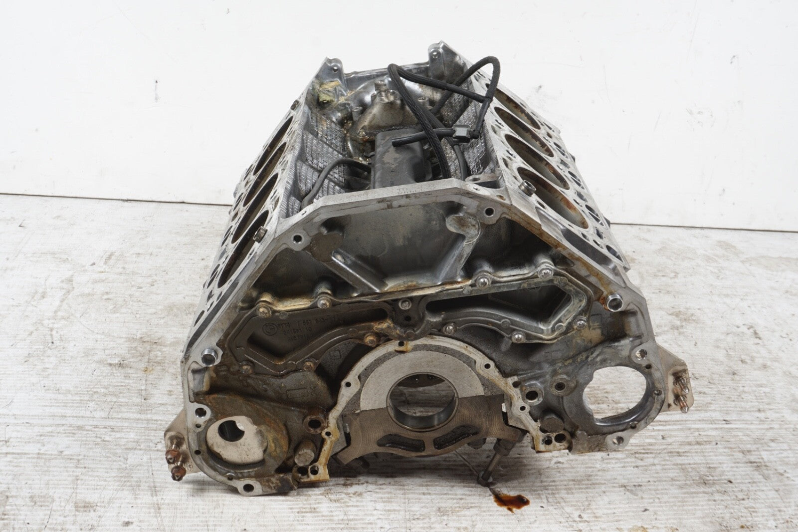 2011-2016 BMW 550I 650 750 ENGINE CYLINDER BLOCK HOUSING OEM