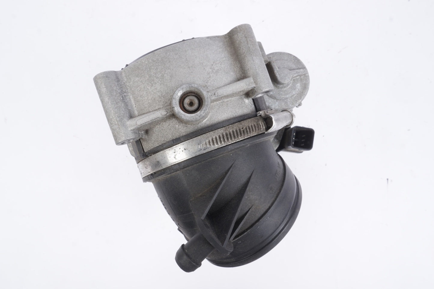 2007 - 2011 BMW 328i Engine Throttle Body 7556118, 7536002, 7537502 OEM