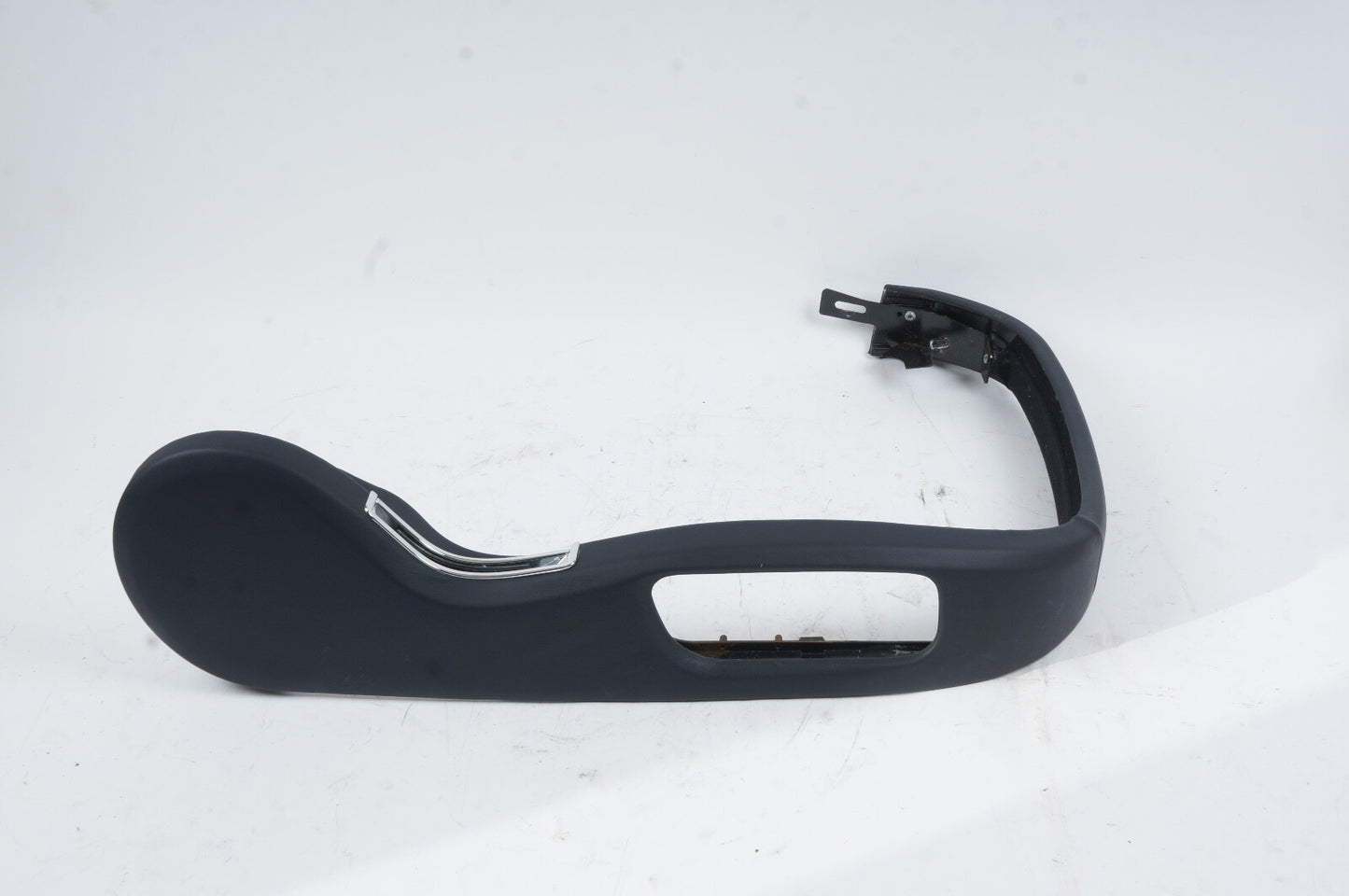 2011 - 2020 BENTLEY MULSANNE FRONT PASSENGER SIDE SEAT BEZEL TRIM