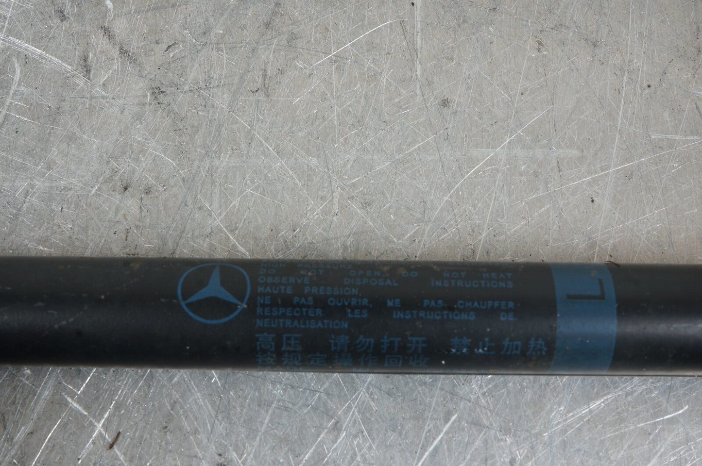 2 Front Hood Lift Supports Shock For Mercedes-Benz W204 C250 W212 E250 E300 E350