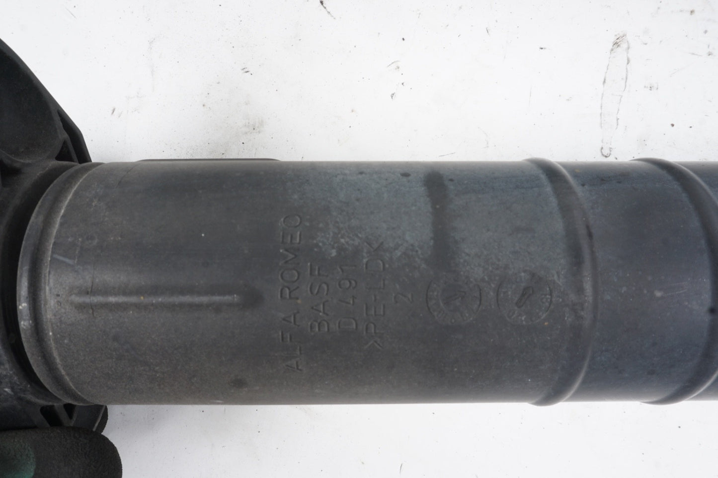 2017 - 2019 ALFA ROMEO STELVIO STRUT SHOCK ABSORBER REAR LEFT AND RIGHT OEM