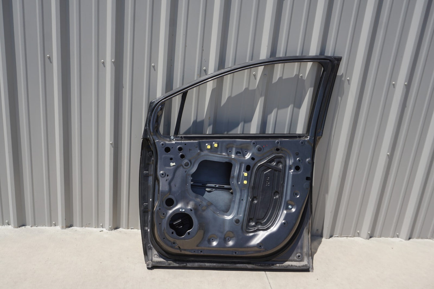 2018 - 2024 Honda Odyssey Front Right Passenger Door Shell OEM