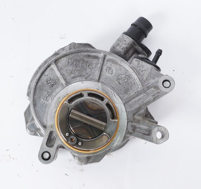 2011-2016 BMW 650 750 550I GT F07 VACUUM PUMP 8605976-01  OEM