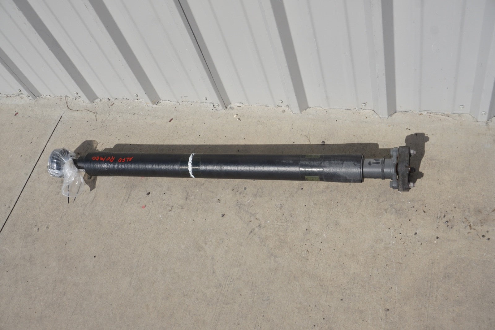 2017-2023 ALFA ROMEO STELVIO 2.0L AWD REAR DRIVE SHAFT DRIVESHAFT OEM