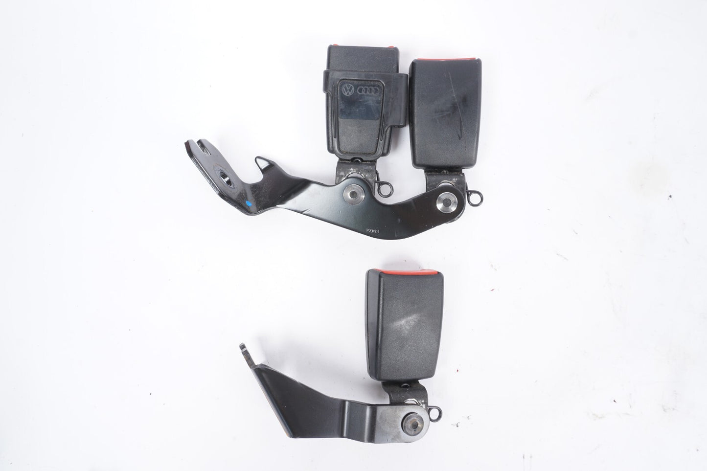 2011 - 2017 Audi A8L A8 Rear Seat Belt Buckle Latch Set Of 3 OEM