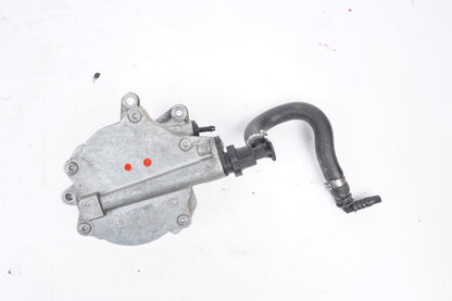 2011-2016 BMW 550I 650 750 GT F07 VACUUM PUMP 8605976-01  OEM