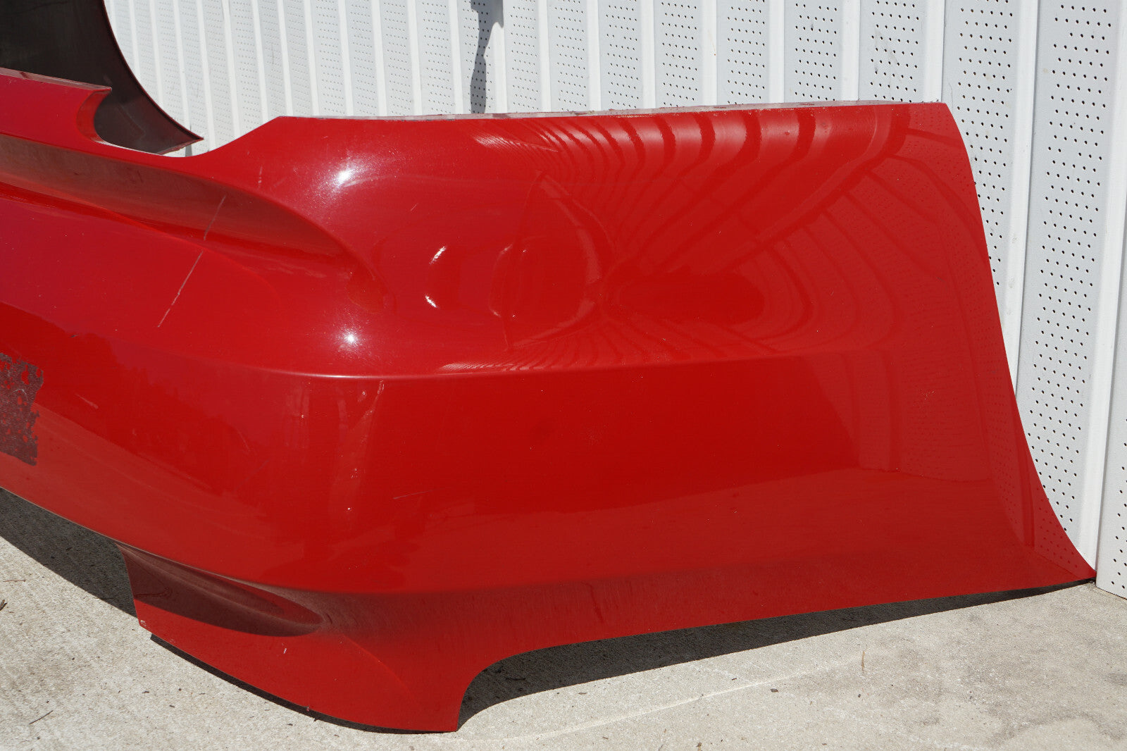 2007 - 2010 BMW 328i E93 CONVERTIBLE REAR BUMPER COVER OEM