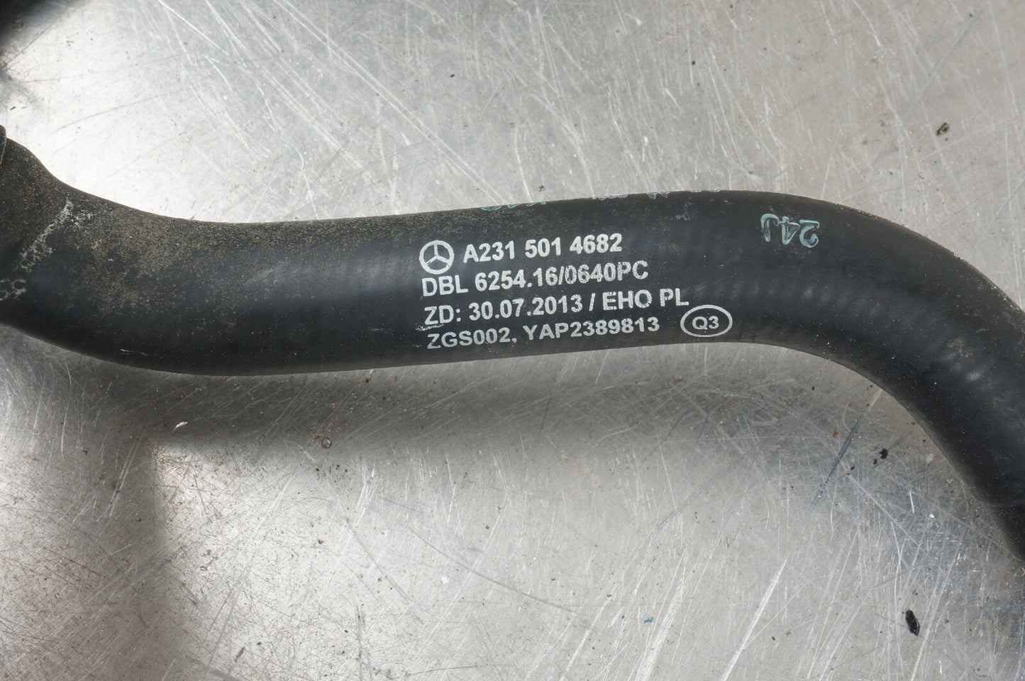 2013-2020 Mercedes SL400 SL450 SL550 HVAC Heater Hose OEM