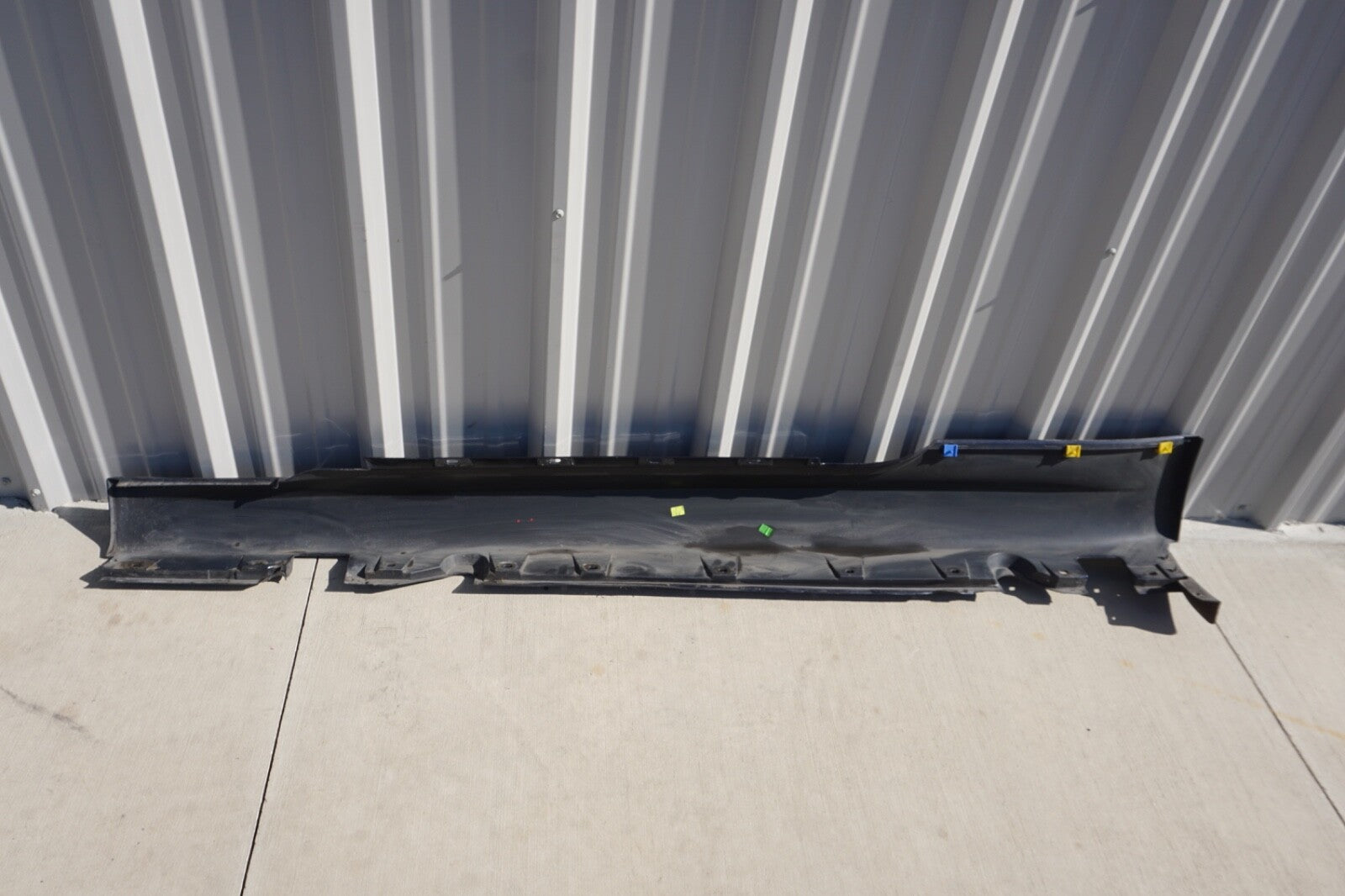 04 -10 BMW 650I M6 E64 E63 OEM RIGHT PASSENGER SIDE SKIRT ROCKER PANEL MOLDING