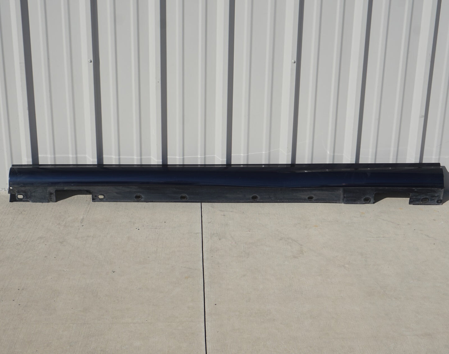 08-14 Mercedes C300 C350 W204 Left Side Rocker Panel Skirt Molding OEM