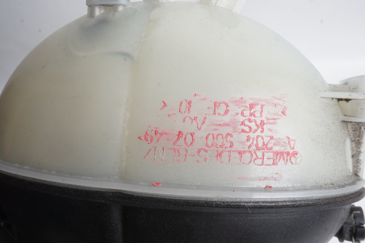2008 - 2018 Mercedes E350 C300 Coolant Reservoir Overflow Expansion Tank OEM