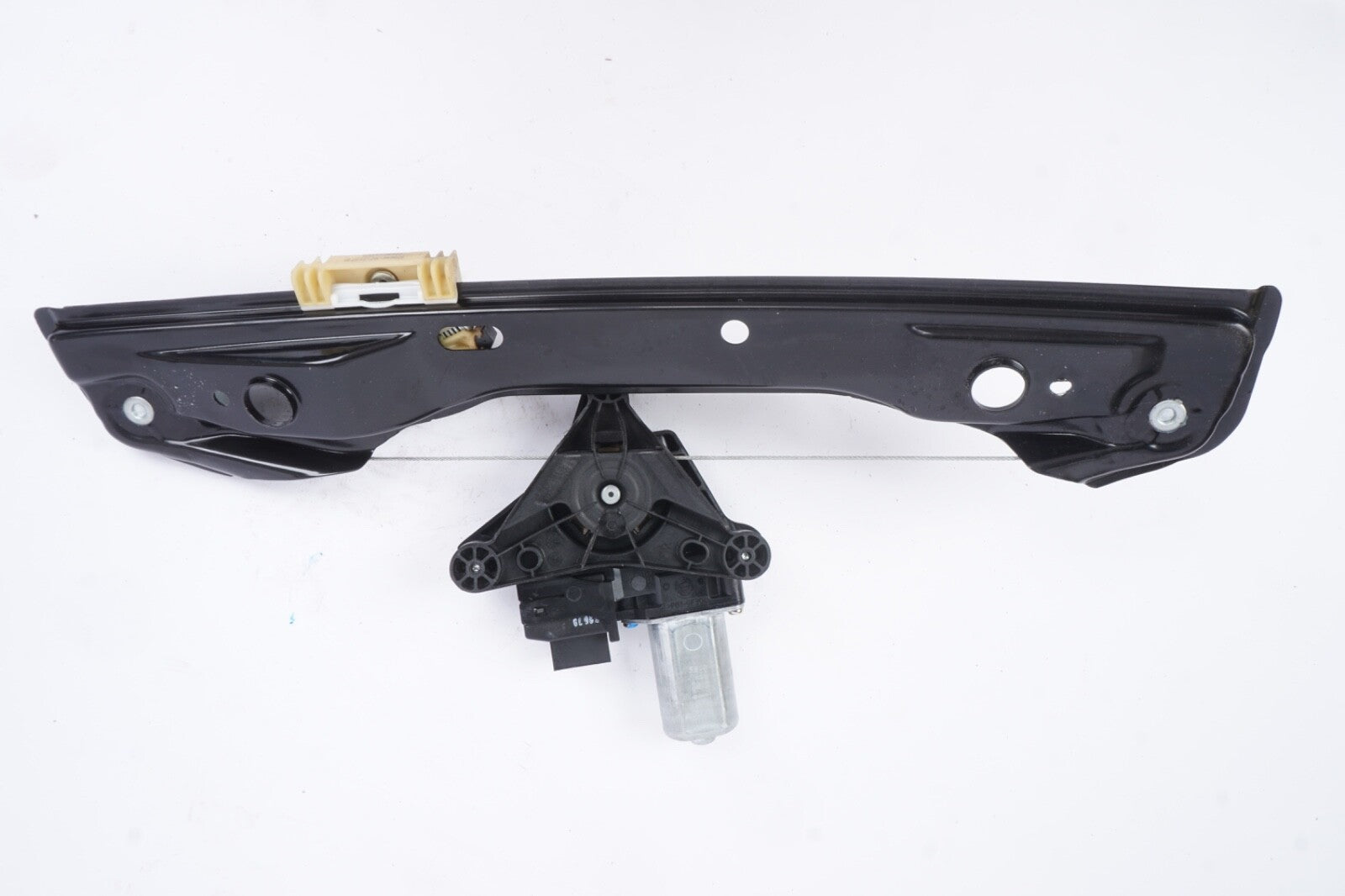 15-20 Mercedes GLA250  Rear Right Side Door Window Regulator Motor OEM