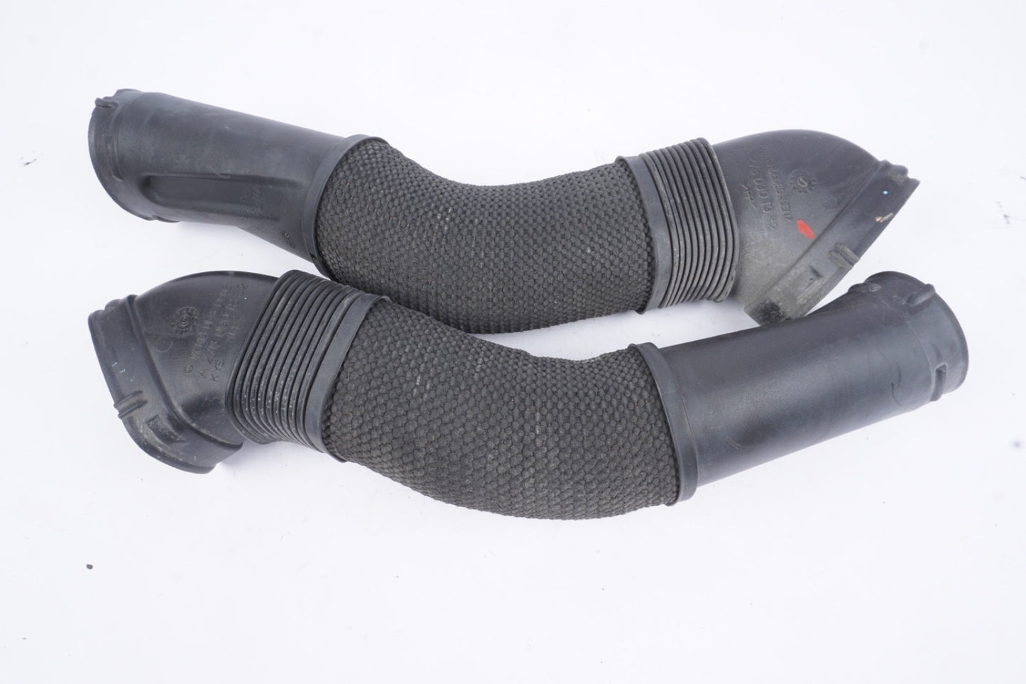 2012 - 13  W221 MERCEDES BENZ S550 AIR INTAKE HOSE DUCT LINE LEFT AND RIGHT PAIR