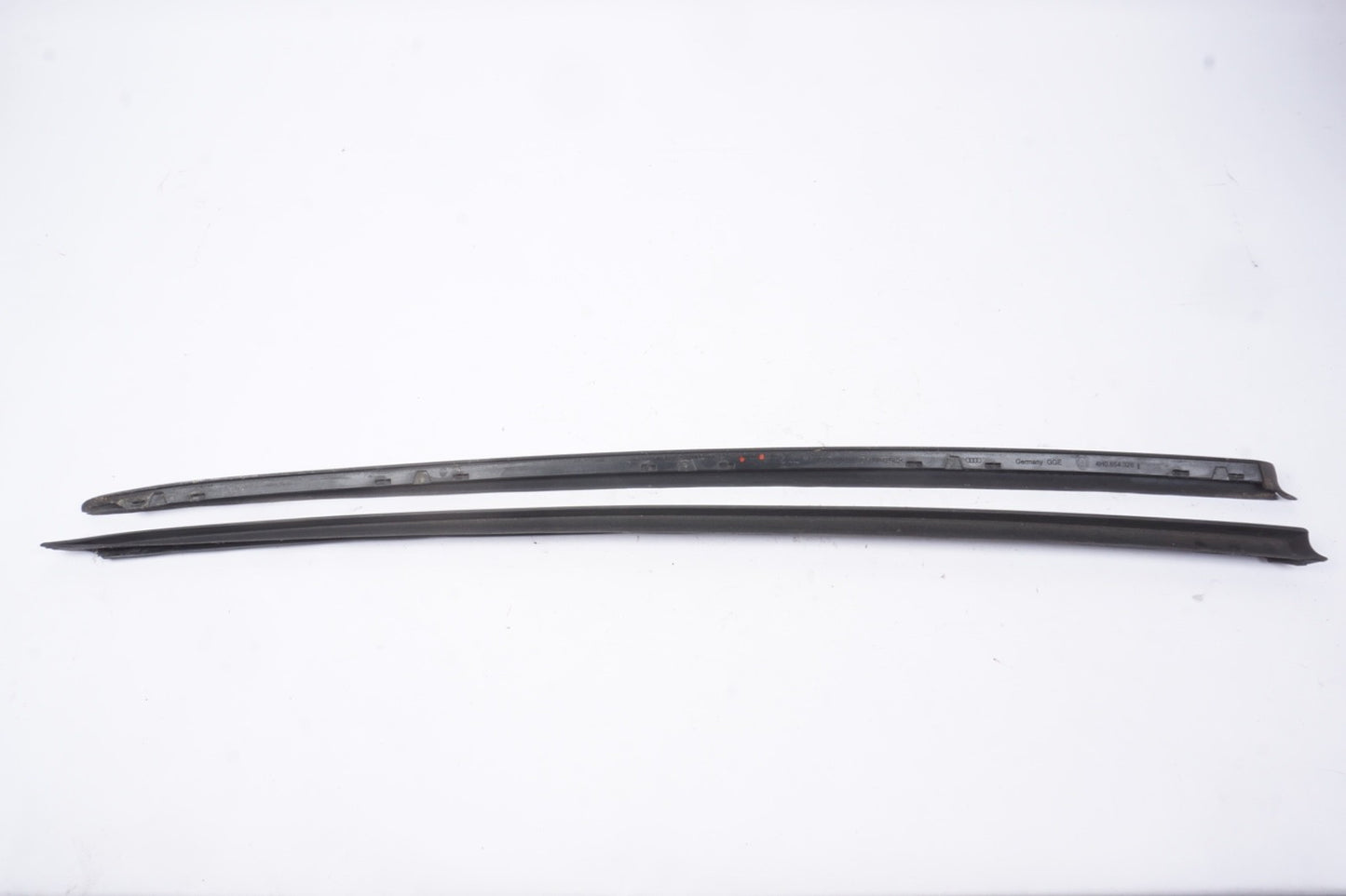2011-2018 AUDI A8 QUATTRO - Left and Right Windshield SIDE TRIM / SEAL 4H0854328