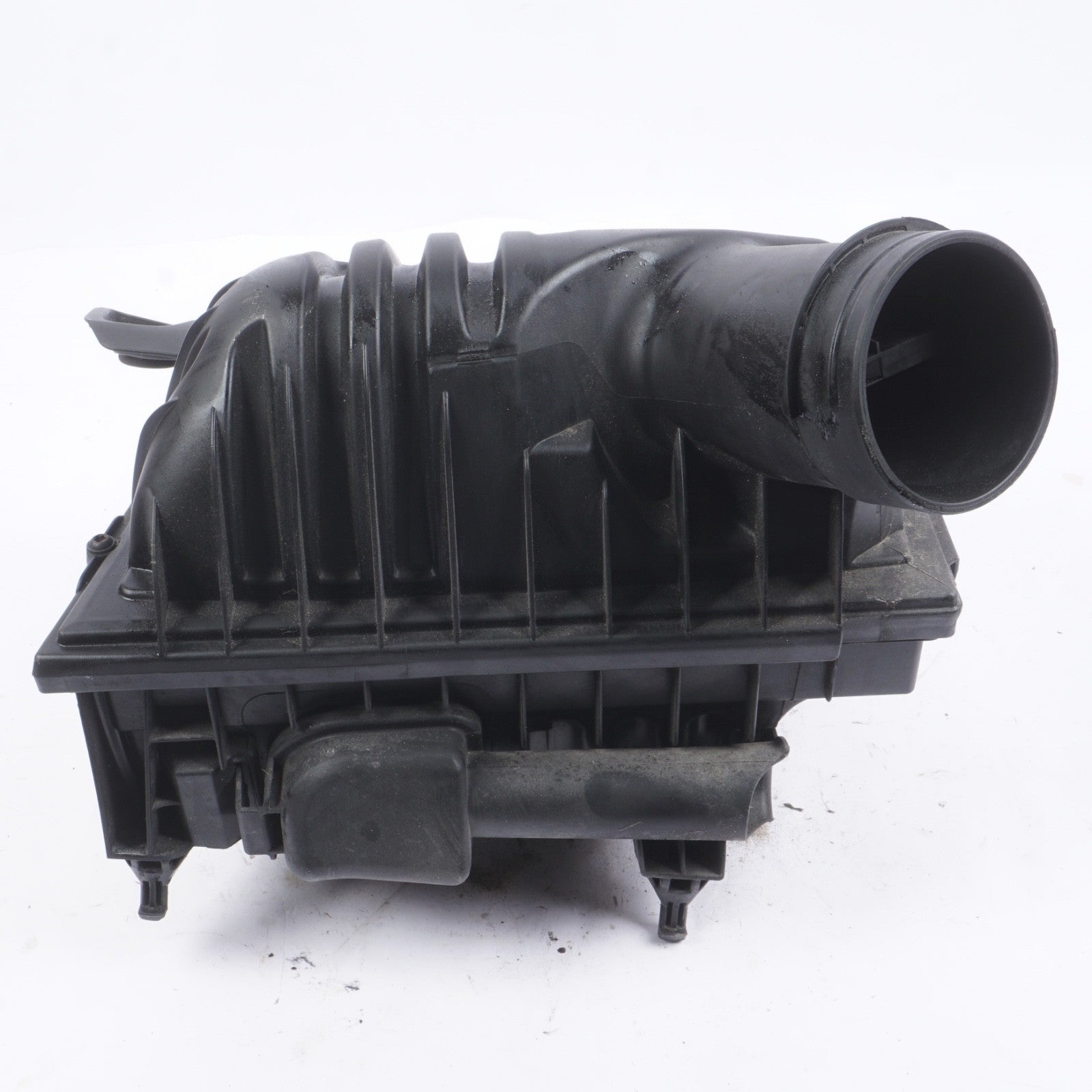 2016 - 2019 BMW X1 X2 2.0L ENGINE AIR CLEANER INTAKE W/ FILTER HOUSING BOX OEM