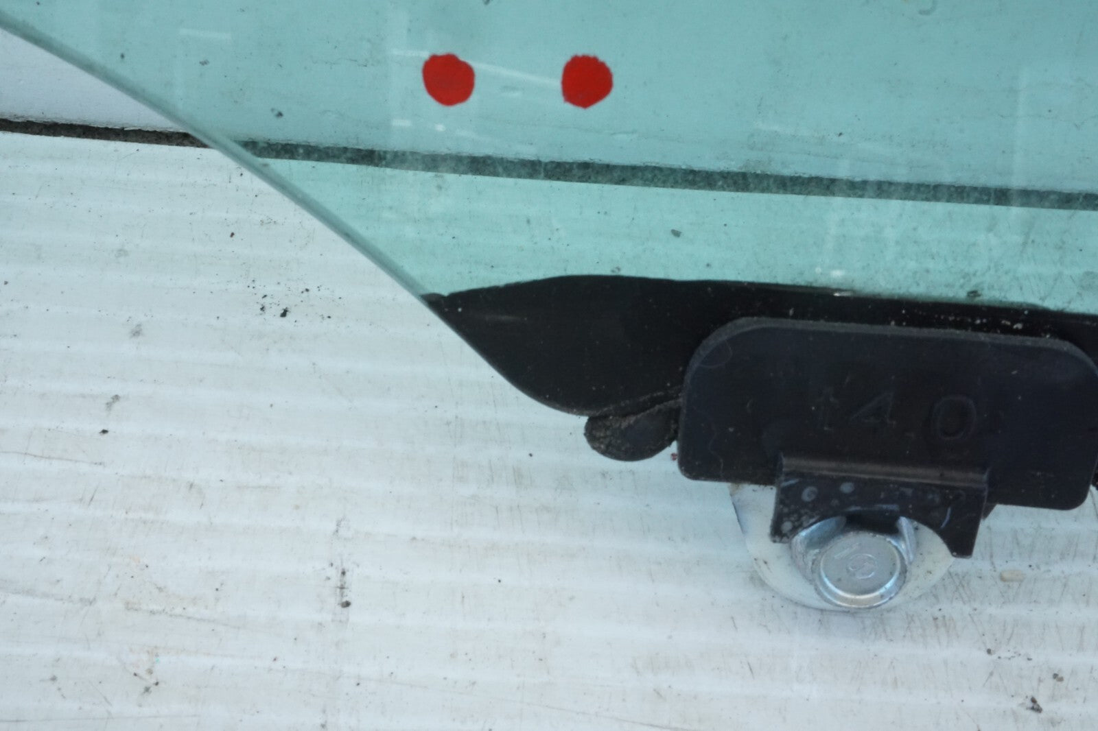 2011 - 2017 HONDA ODYSSEY FRONT RIGHT PASSENGER SIDE DOOR WINDOW GLASS  OEM