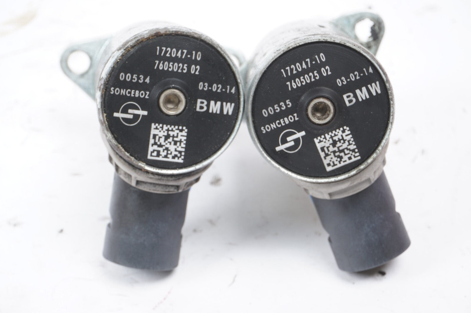 13 - 18 BMW 550I 650I 750I 4.4L N63 Valve Timing Solenoid Actuators SET of 2 OEM