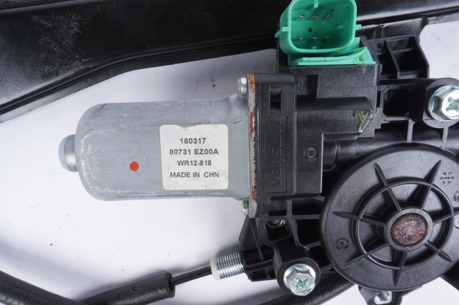 2016-2024 NISSAN TITAN XD FRONT LEFT DOOR WINDOW GLASS REGULATOR OEM 80701EZ00D